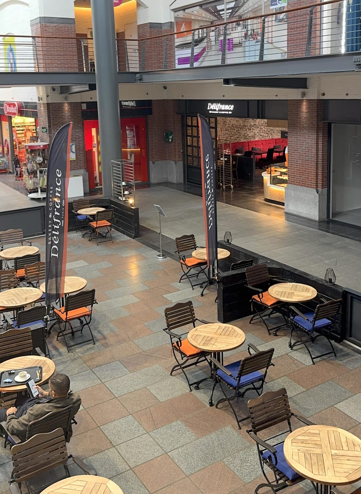 Terras van Delifrance in Shopping Den Tir in Antwerpen